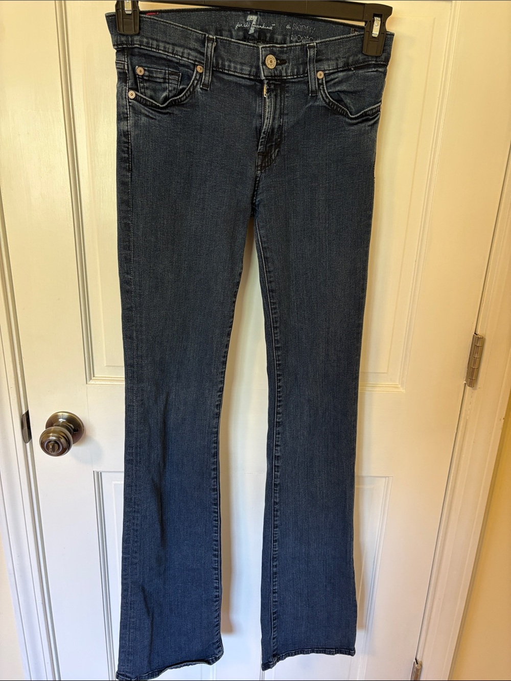7 For All Mankind The Skinny Bootcut Jean. Size 28